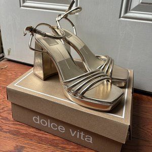 Brand New Dolce Vita Avery Platform Sandal (gold) size 8.5